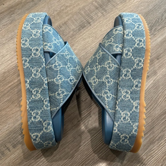 Gucci GG Logo Blue Jean Platform Slide Sandals - Picture 10 of 13